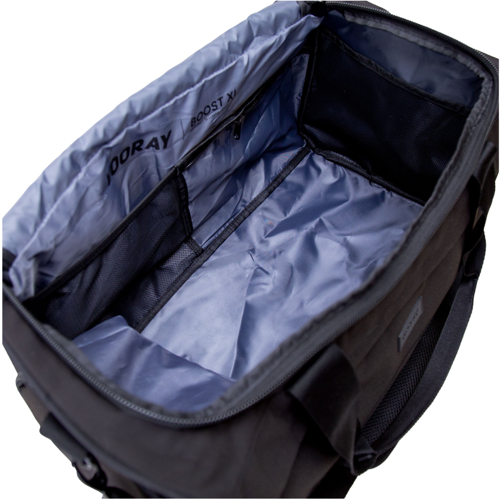 Vooray Boost Duffel 22L - 43.2 cm - 22L - Bolsa grande de gimnasio impermeable con compartimento para zapatos, bolsillos para accesorios, bolsa de viaje premium para fines de semana, bolsa deportiva duradera (Abstract Camo)